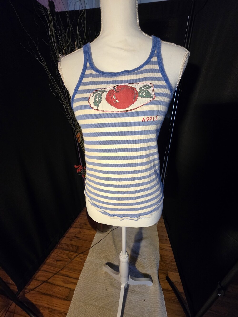 We The Free- Only One Graphic Ringer Tank - Picture 2 of 4
